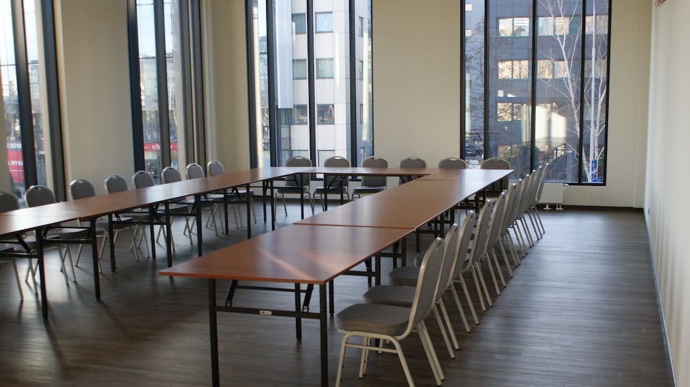 Hotel DB Hotel Wrocław - Image 1