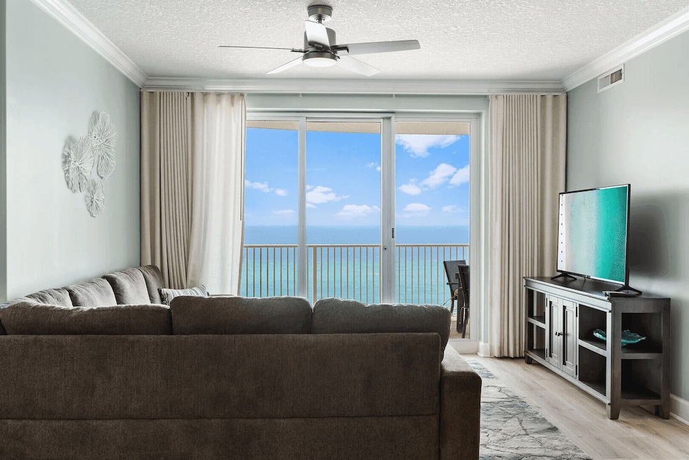 Front Beach Road, Unit 809 - Beach Happy Emerald Isle Resort Unit 809
