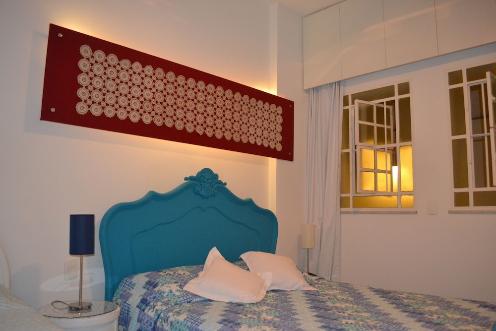 Casa Amarela Guest House - ZONA SUL