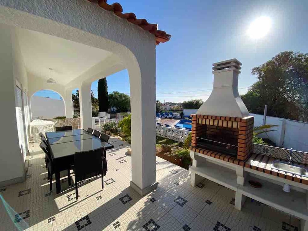 Montenegro Superbly Located Family Vila W