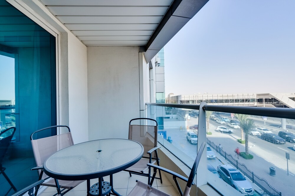 2 Bedroom Apartment Marina