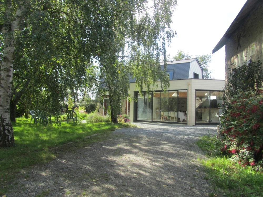 Photo 43
