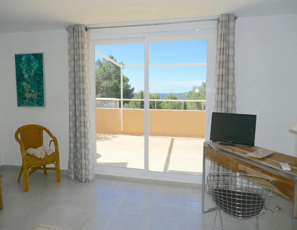 Villa With Golf-course Views