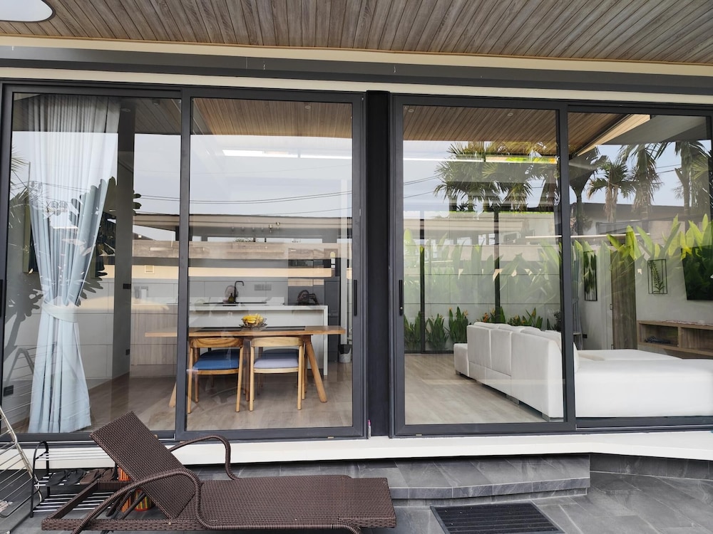 Stylish 2BR Naiton Aileen Villa w/ Private Pool