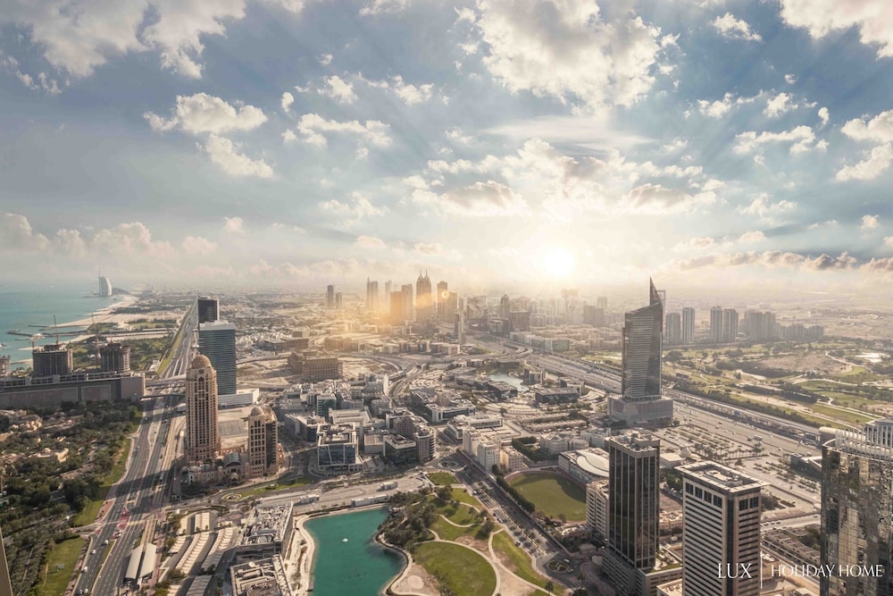 LUX The Sky View Suite Dubai Marina