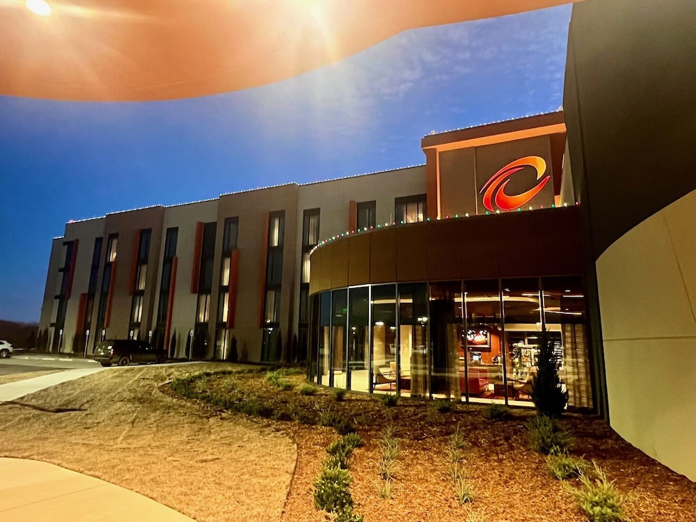 Bartlesville Vacations - Osage Casino Hotel - Bartlesville - Property Image 4