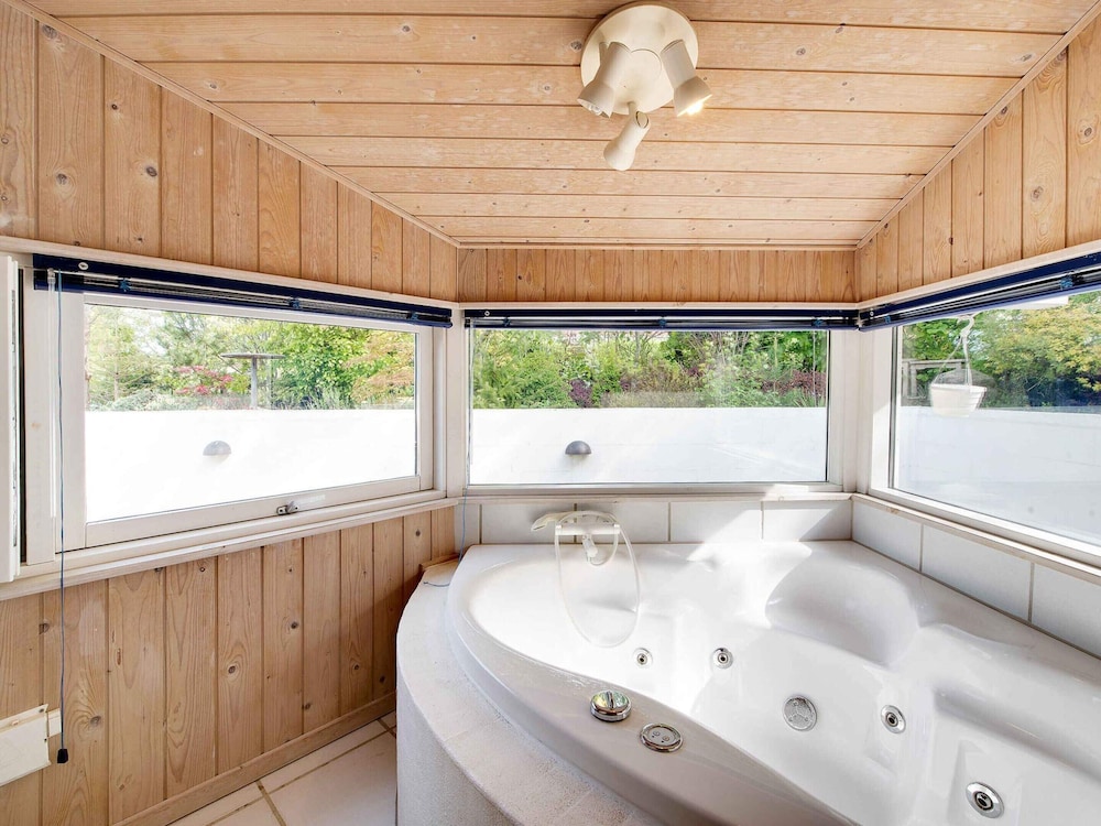 5 Star Holiday Home in Tikob