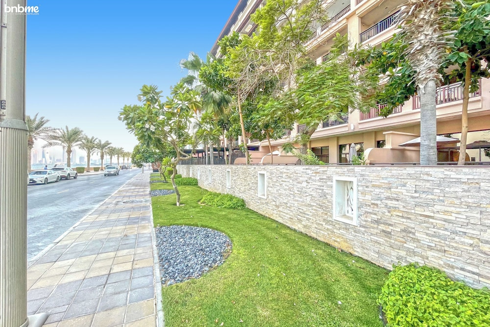 1B-Anantara-327 by bnbme homes
