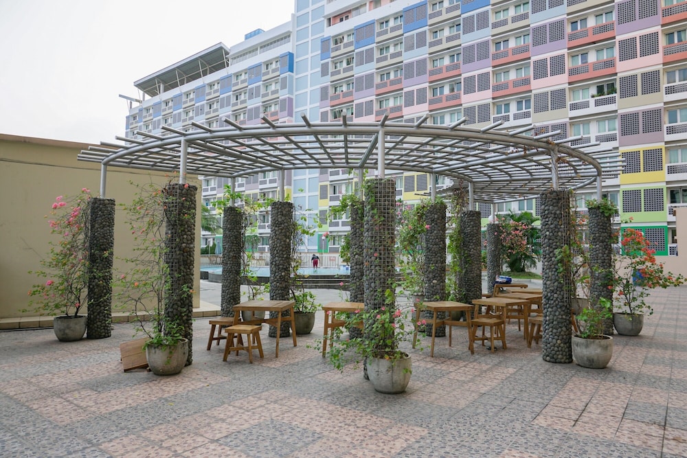 Good Deal Studio Apartment At Margonda Residence 1