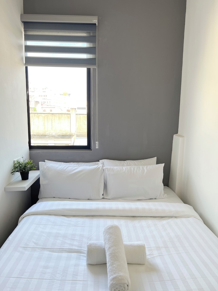 Quee Hotel