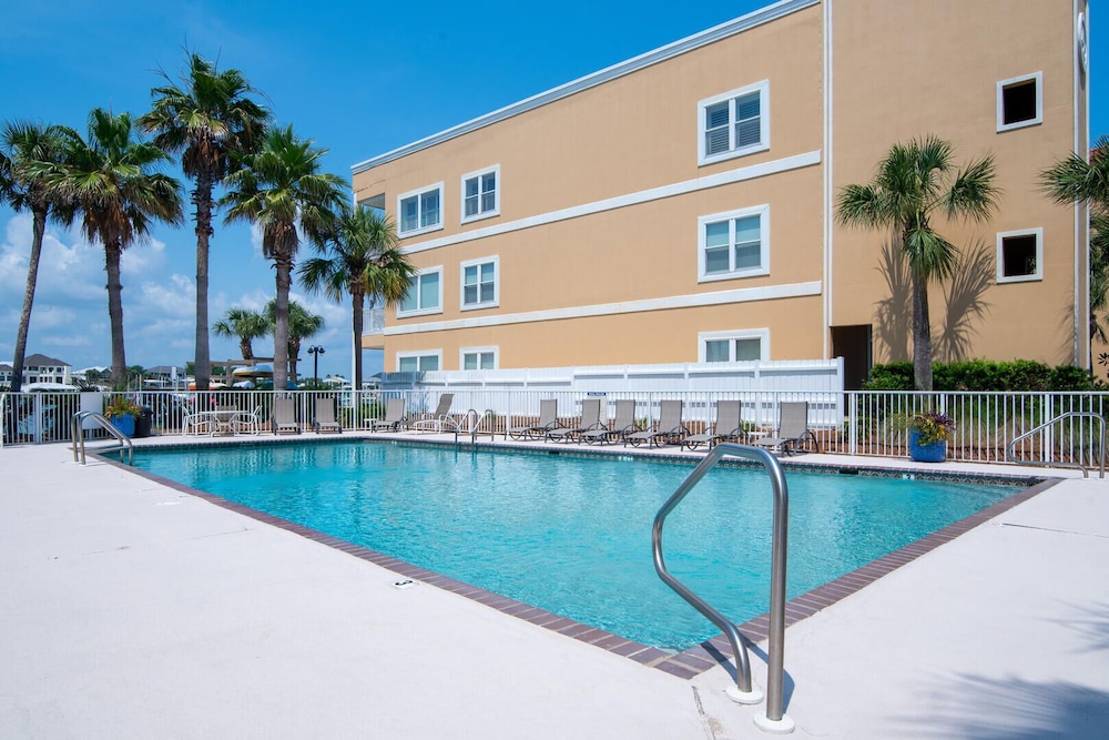 Portside 303 view 4