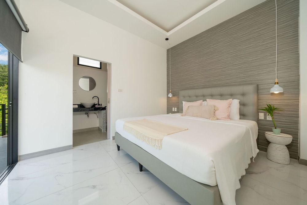 Bali Style 4BR Pool Villa Serenity Rawai