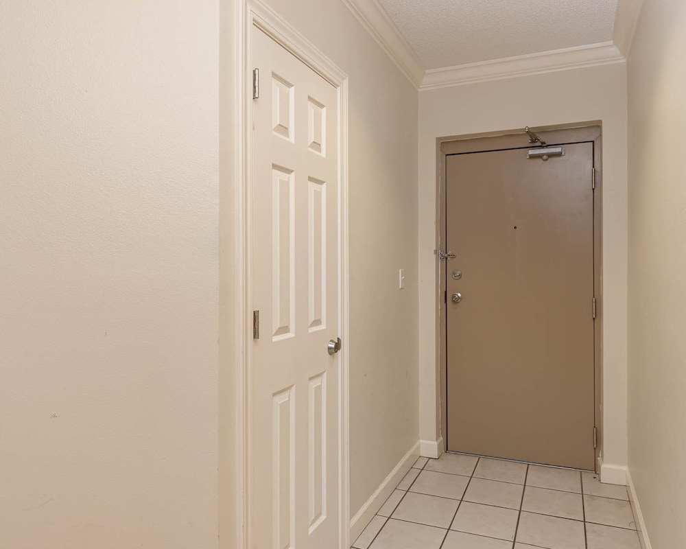 Phoenix X 117 3 Bedroom Condo