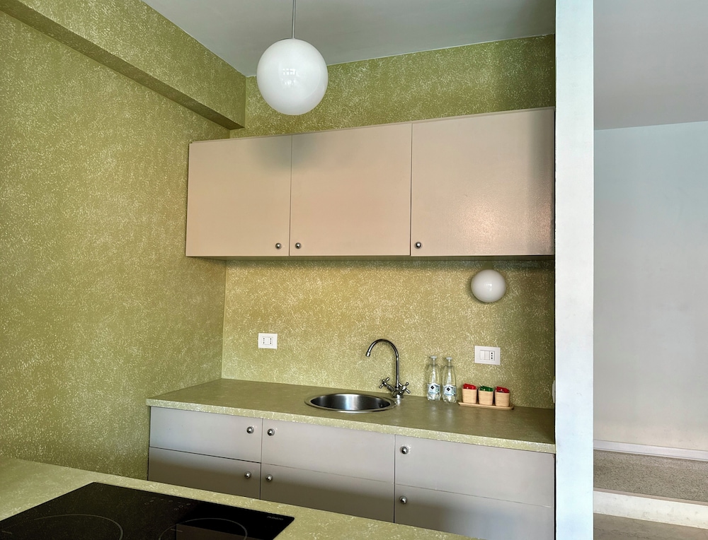 Navigli Apartments