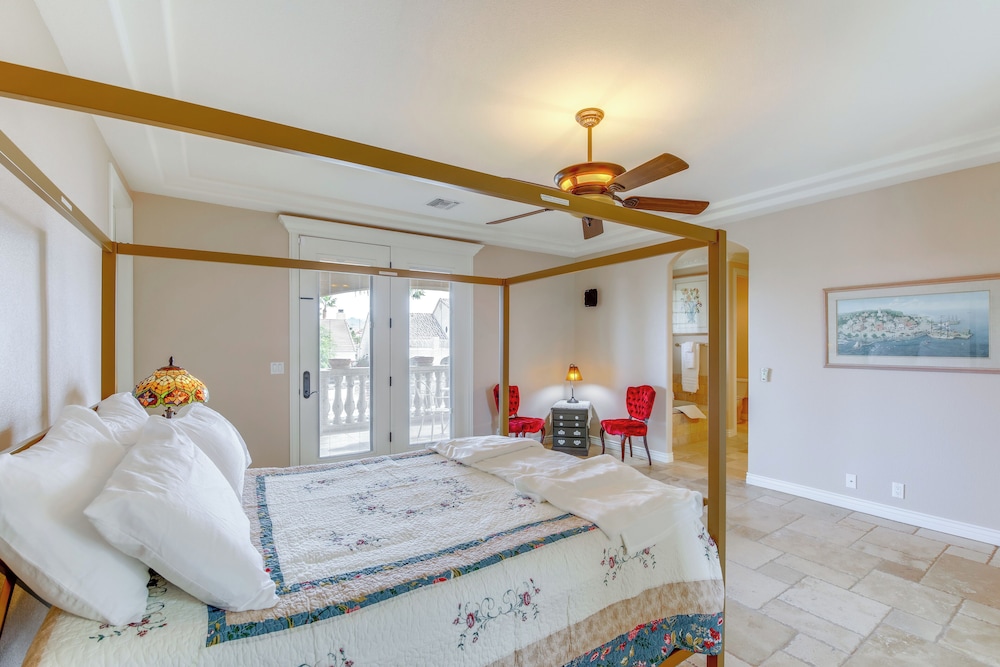 Spacious Luxe Home w/ Lake Access in Fort Mohave!