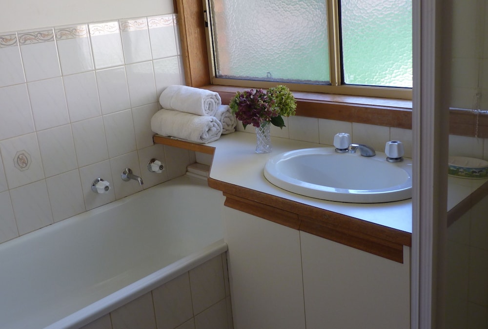 Australian Home Away at Doncaster Andersons Creek 2