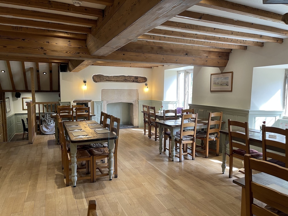 Shepton Mallet Vacations - The Thatched Cottage Inn - Property Image 8
