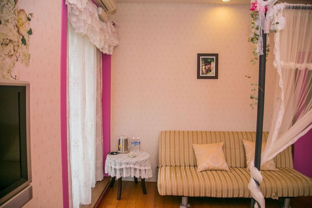 Flower Wall B&B