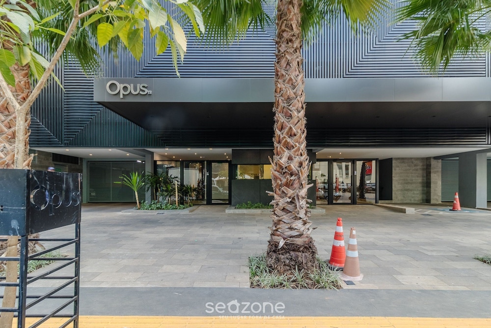 Apart w/ a Suite 290m From Vaca Brava Park Obd2108