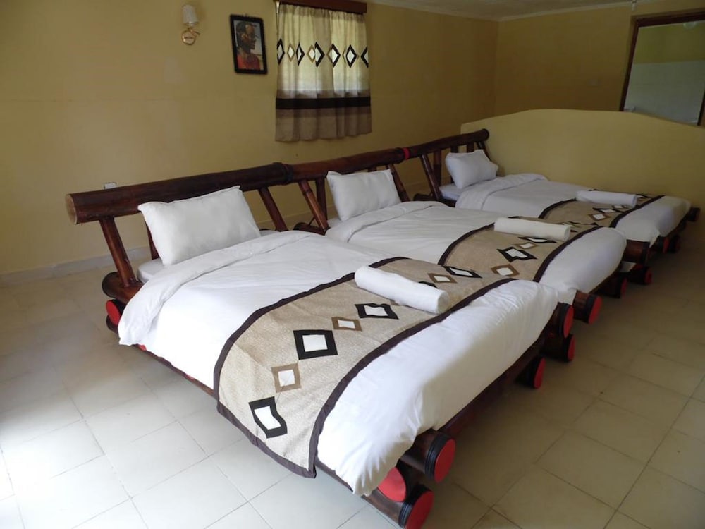 Mara Ndovu Lodge view 5
