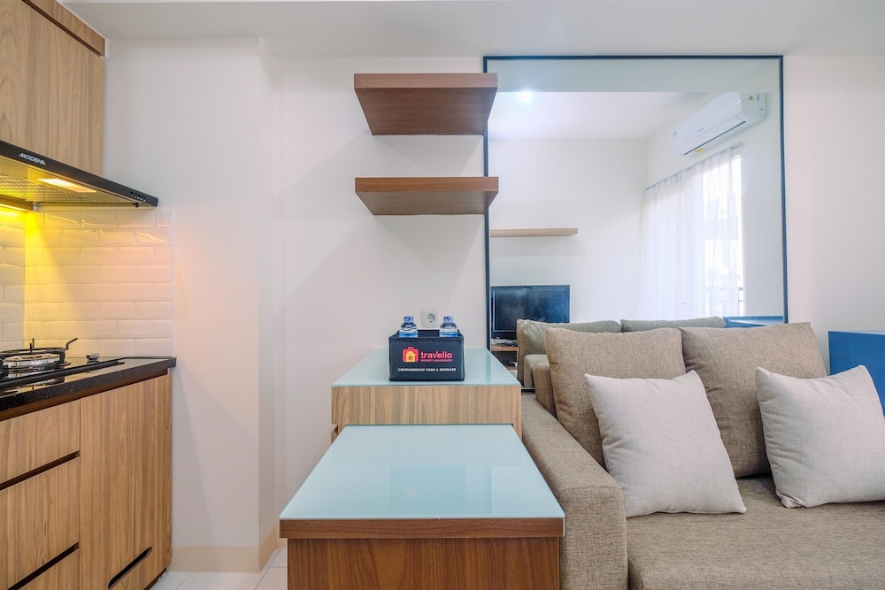 Comfortable 2BR Apartment at Podomoro Golf View
