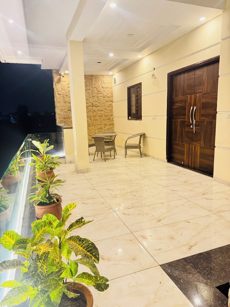 Sandhu Homestay