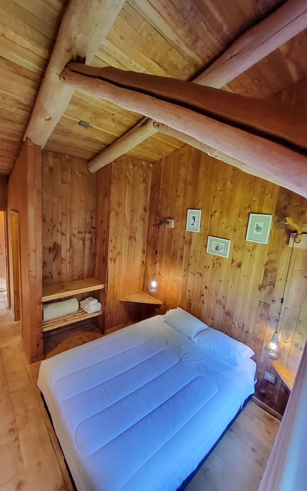 Salvatierra Lodge