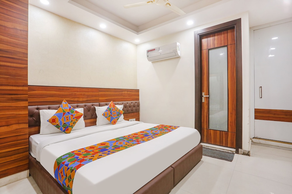 Fabhotel Gold Inn