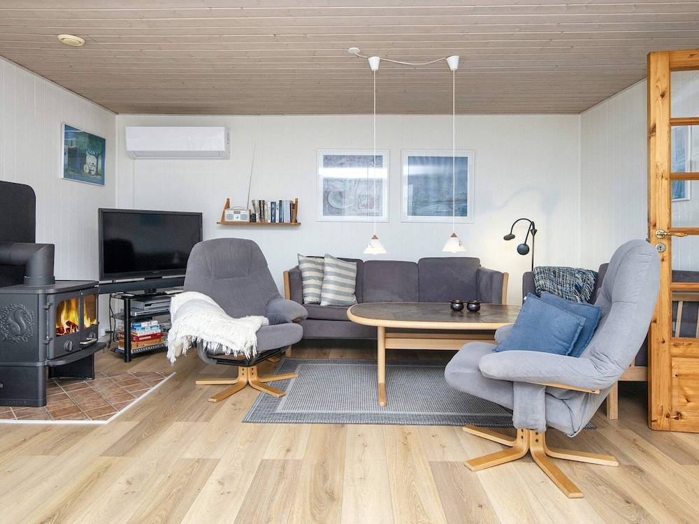 5 Person Holiday Home in Lemvig-by Traum