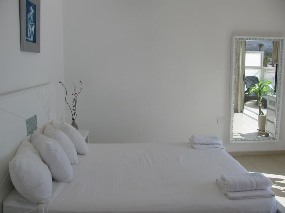 Coral Beach Pearl Guest House