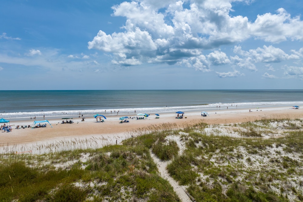 Surfside Six F, photo 26