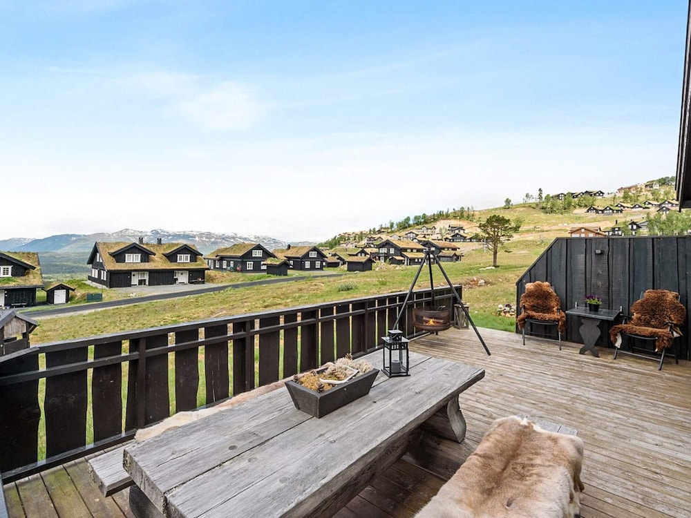9 Person Holiday Home in Rauland