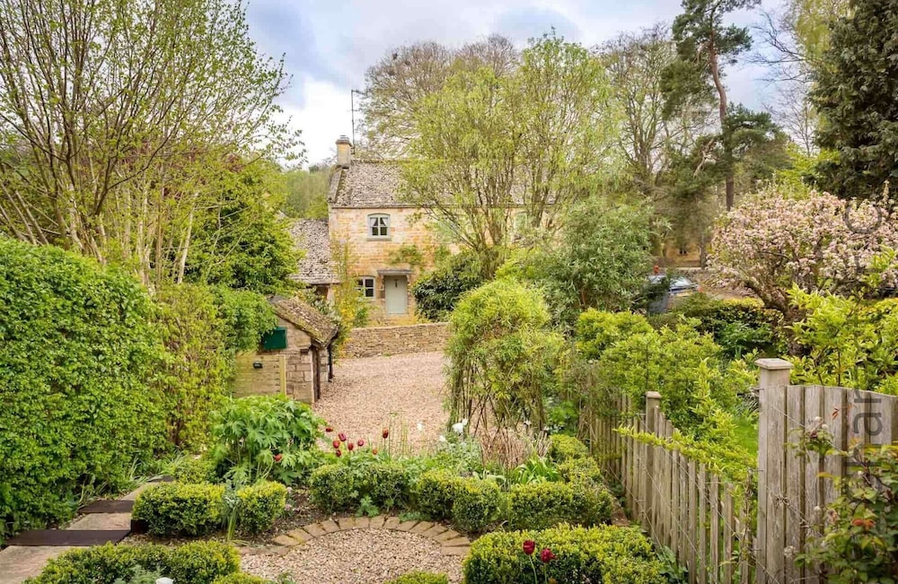 Dove Cottage