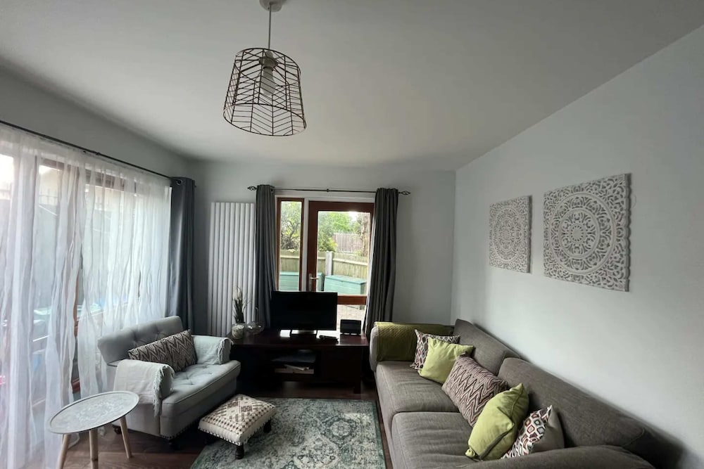 Inviting & Spacious 3BD Flat - Shadwell