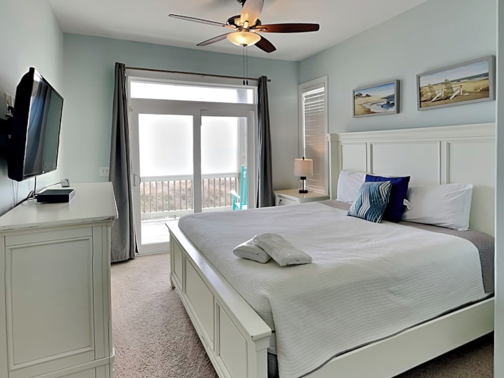 Sea For Miles by Topsail Realty