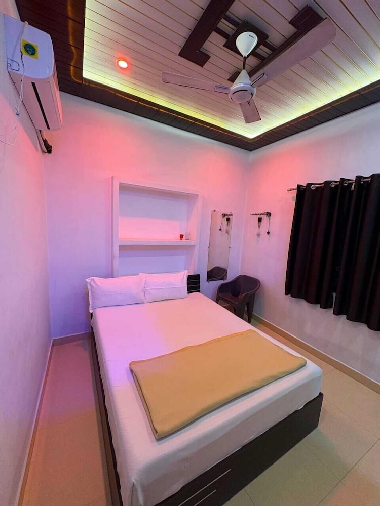 Sumedha Galaxy Inn