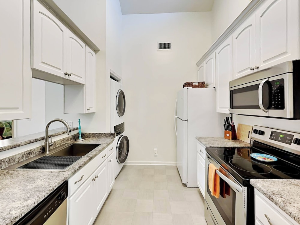 Back River Bungalow by Tybee Vacation Rentals