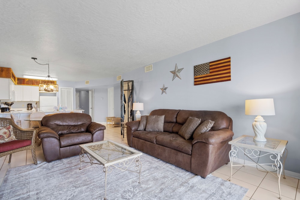 Plantation Palms 6103