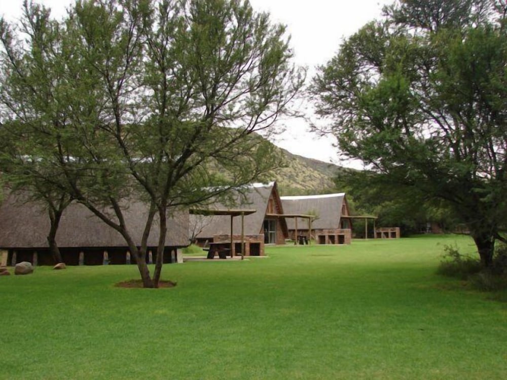 Ko-Ka Tsara Bushcamp