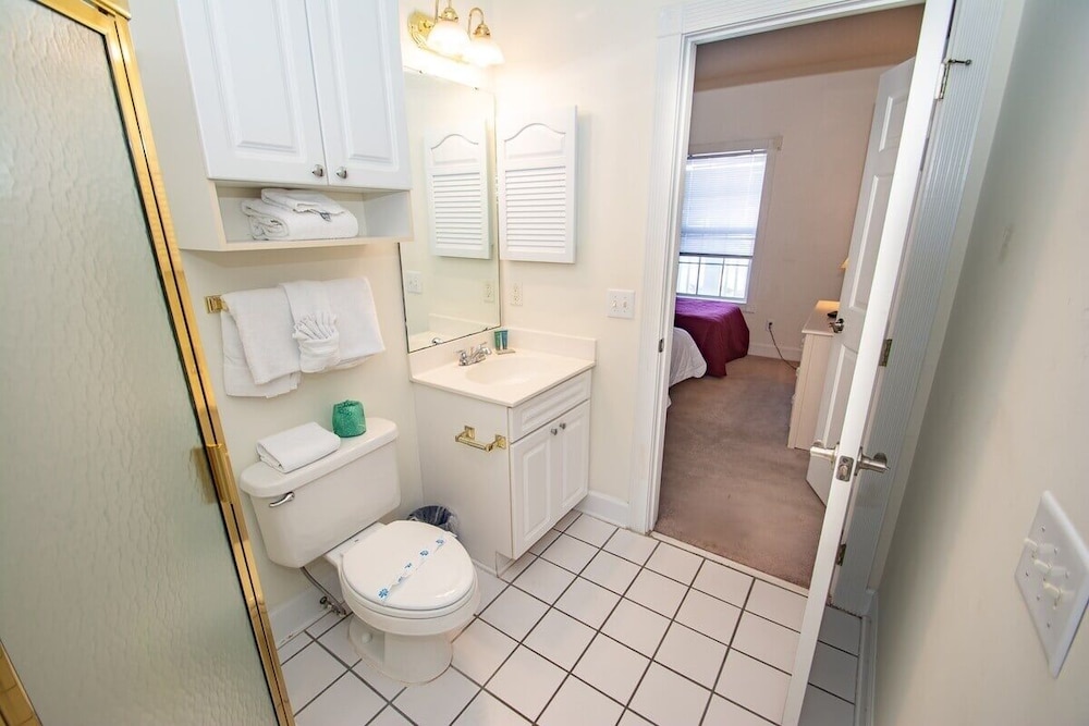 Magnolia North 4827-302 2 Bedroom Condo