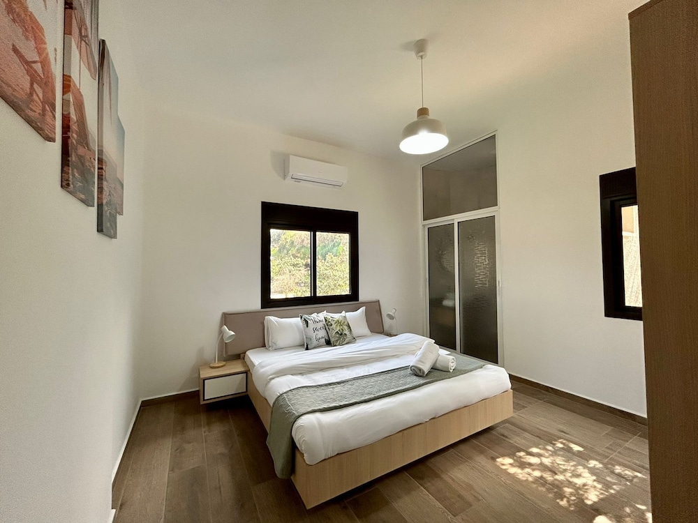 Vista 2-Bedroom Apartment in Batroun