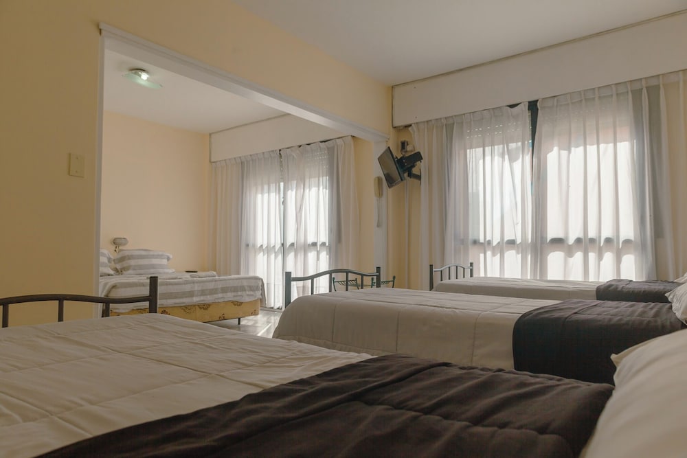 Hostal Rayentray