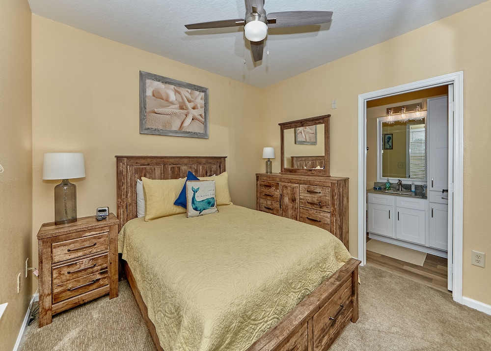 Bp223 4bedroom Condo With Pool View - Image 4