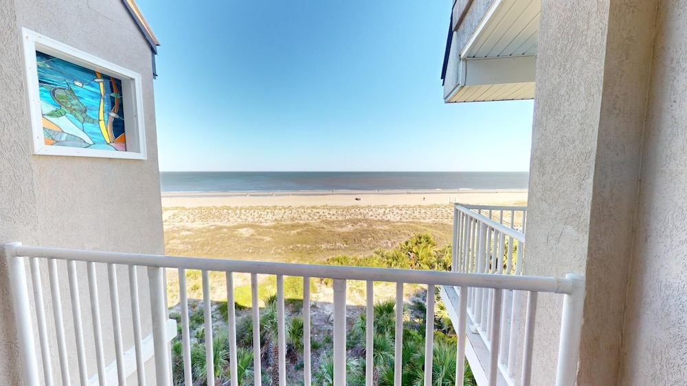Beach House 2 by Tybee Vacation Rentals