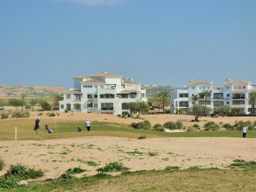 Penthouse in Sucina With Pool and Golf