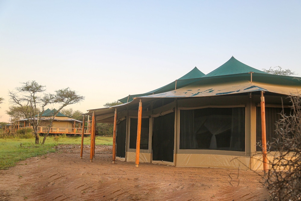 Ndoto Serengeti Camps view 3
