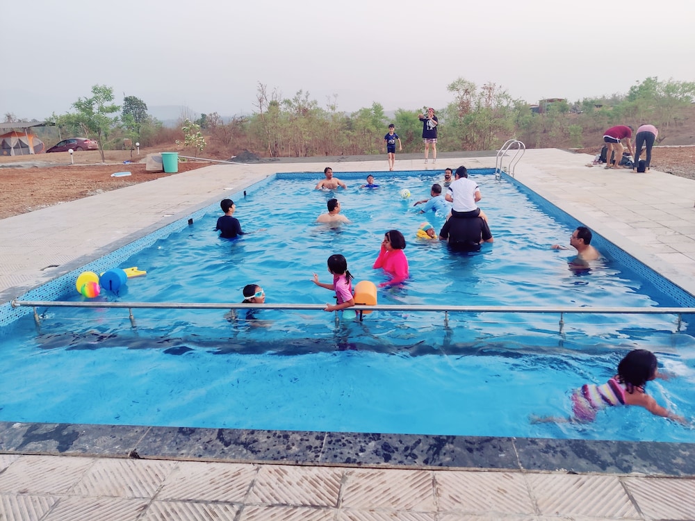 Savli Farm's Nature Retreat & Adventures