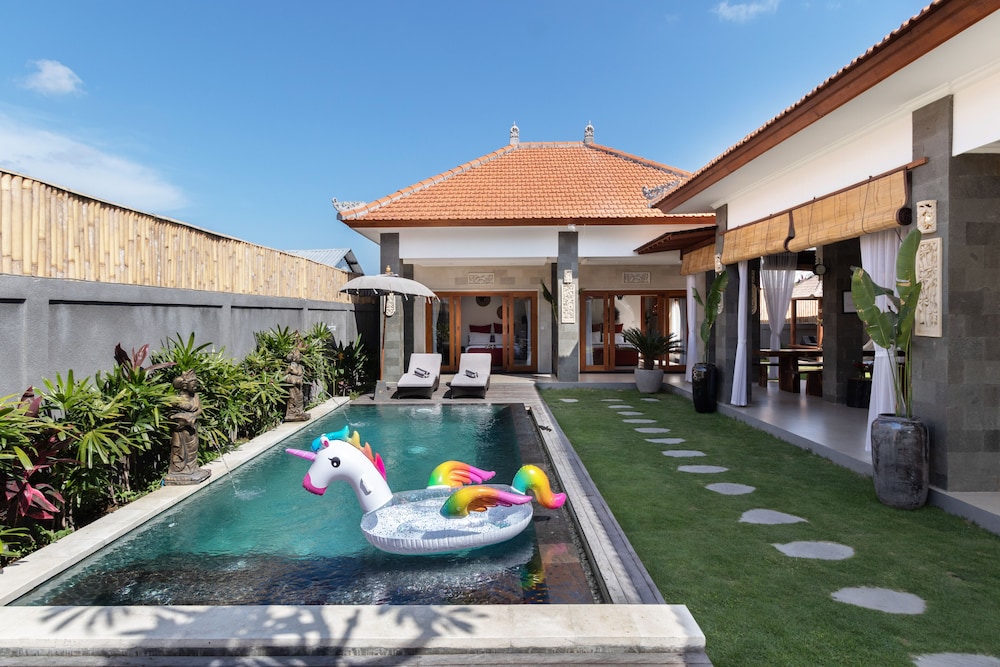 Villa Four Elements view 2