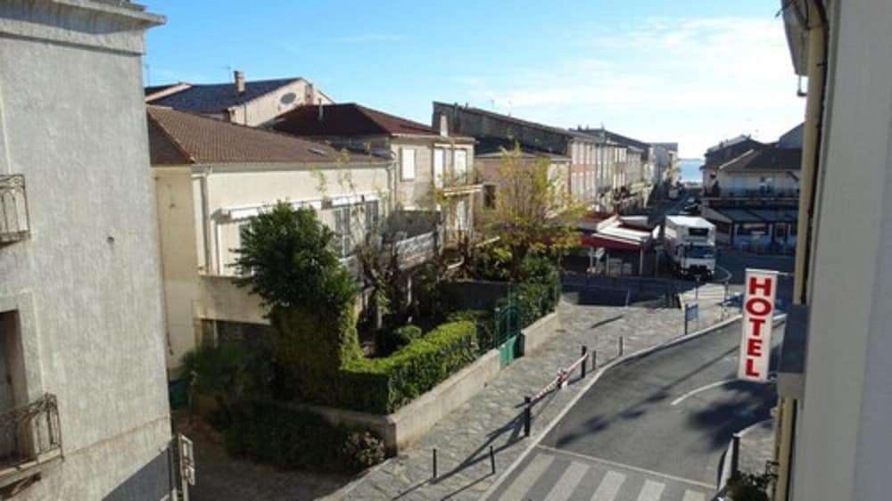 Hotel Restaurant du Port - Image 1