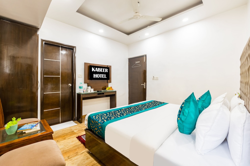 Hotel Kabeer New Delhi Railway Station